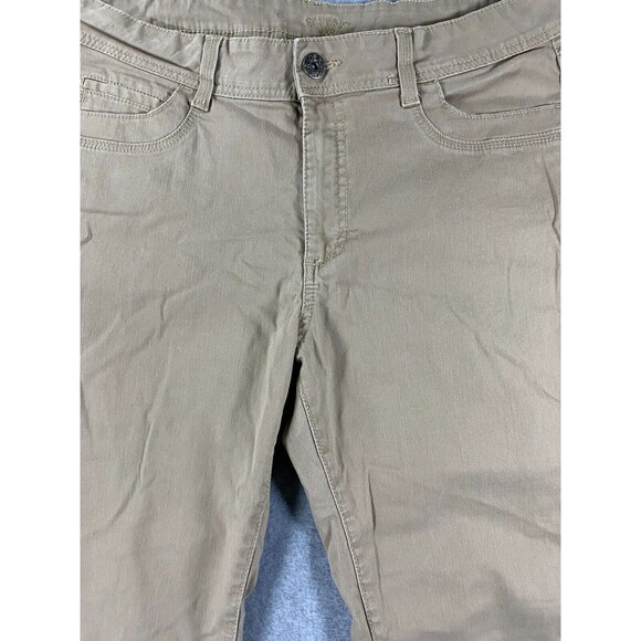 Lee Riders Bootcut Jeans‎ Women's 18 M Beige Denim Cotton Stretch 5-Pockets Zip - Picture 2 of 15